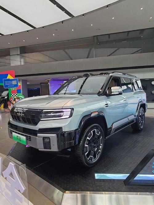 广州242比亚迪方程豹硬派越野的爆款，英菲尼迪35周年与你共成长